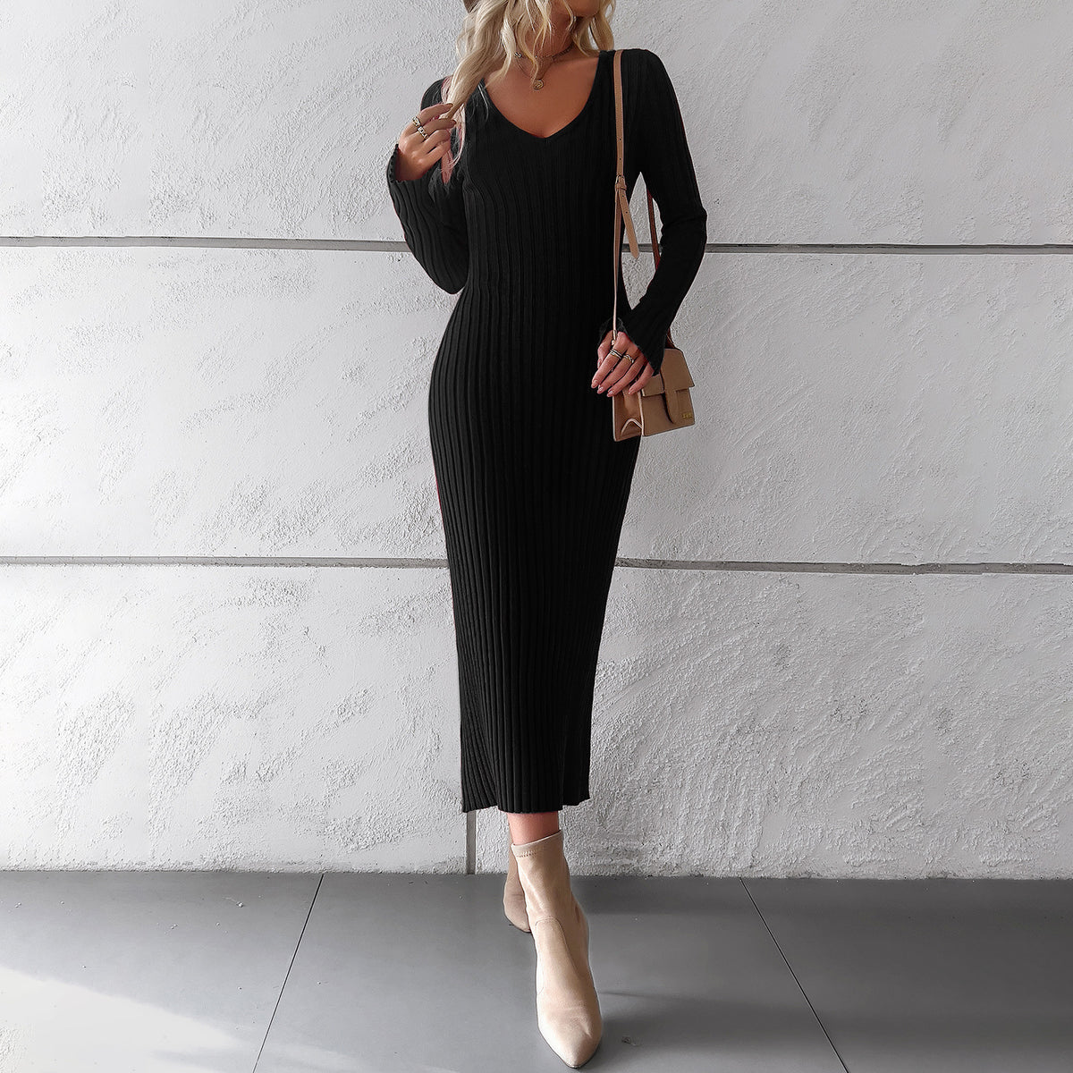 Timeless Ribbed Knit Midi Dress with Long Sleeves