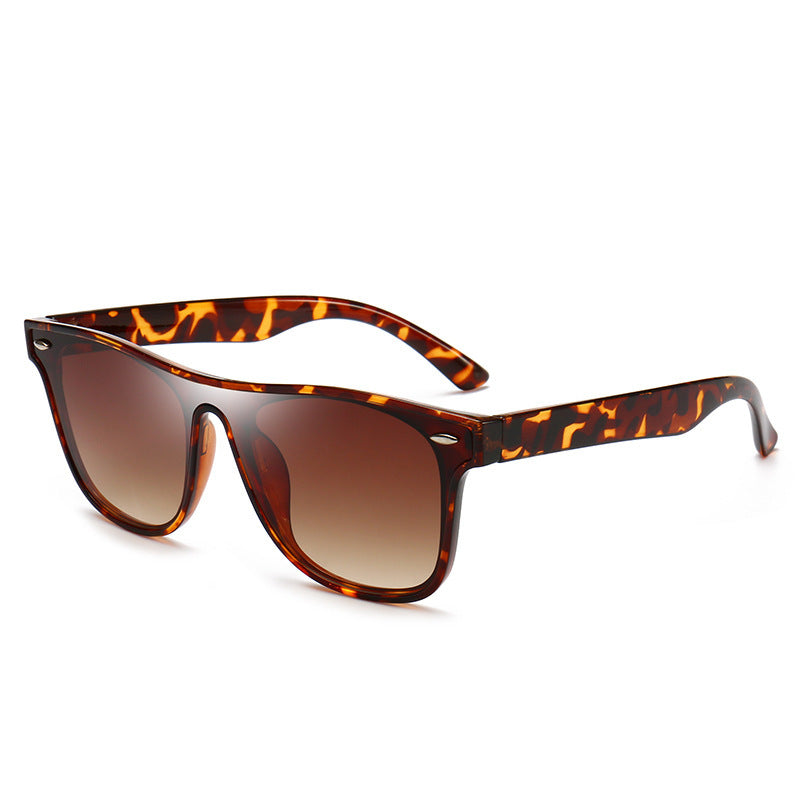 Stylish Tortoiseshell Oversized Square Sunglasses