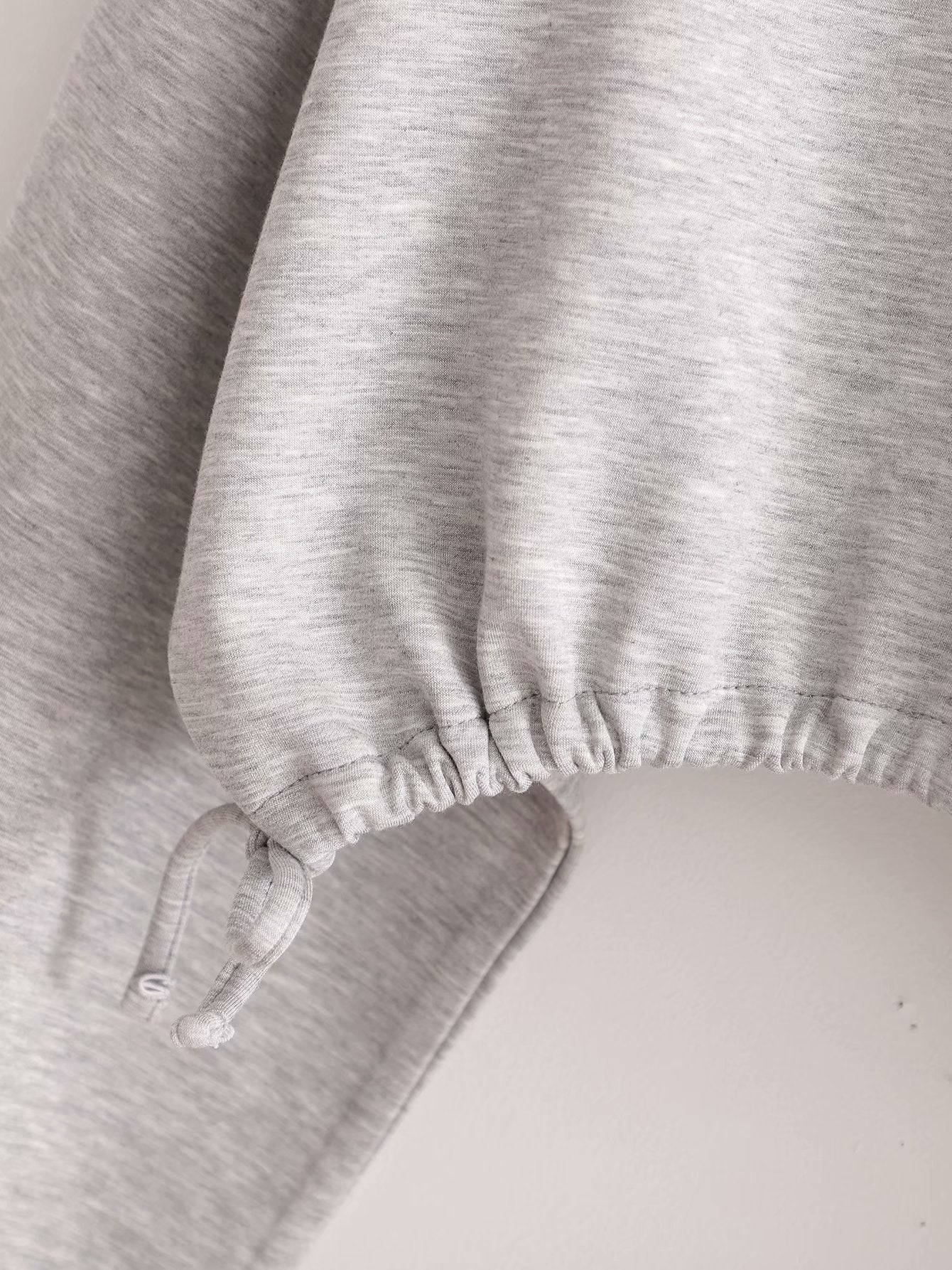 Minimalist Cropped Pullover Sweatshirt