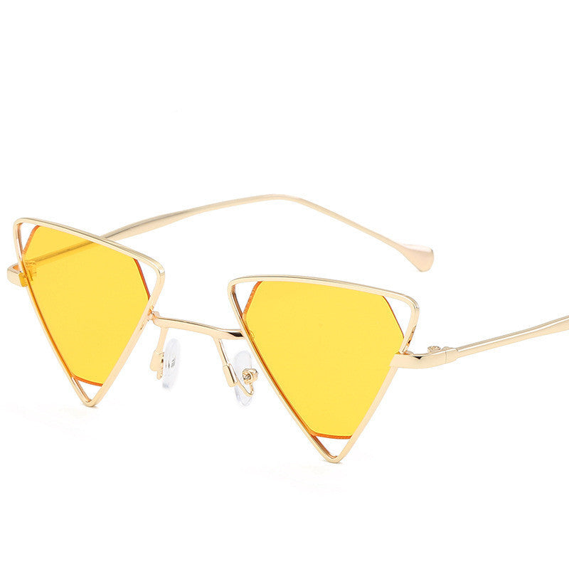 Stylish Triangular Sunglasses with Metallic Frame Design