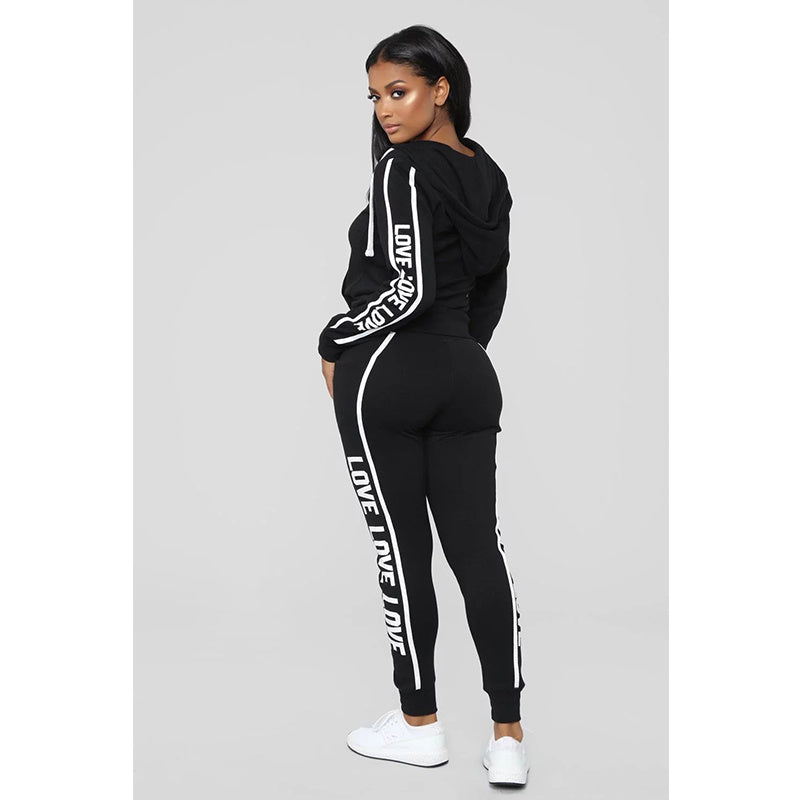 Stylish 2-Piece Athleisure Tracksuit with Graphic Text