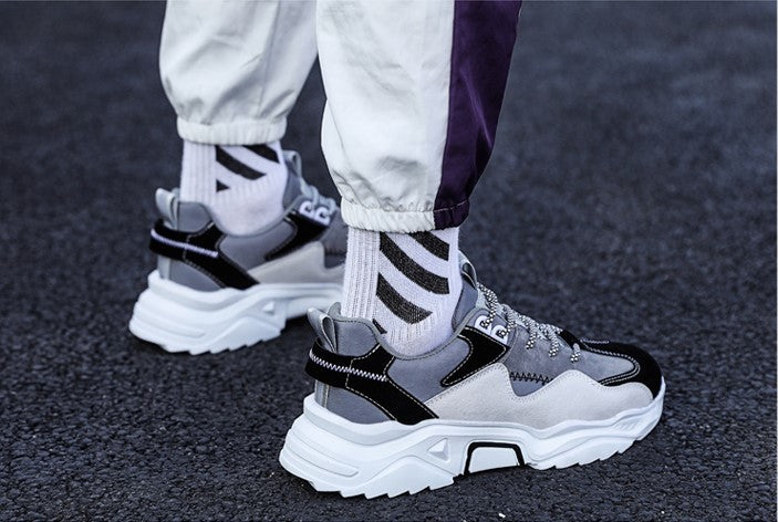 Chunky Contrast Sneakers: Trendy Athletic Style