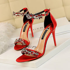 Glamorous Crystal-Adorned Satin Heels: Dazzling Evening Style