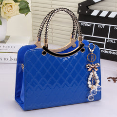 Quilted PU Leather Handbag - Elegant & Glamorous