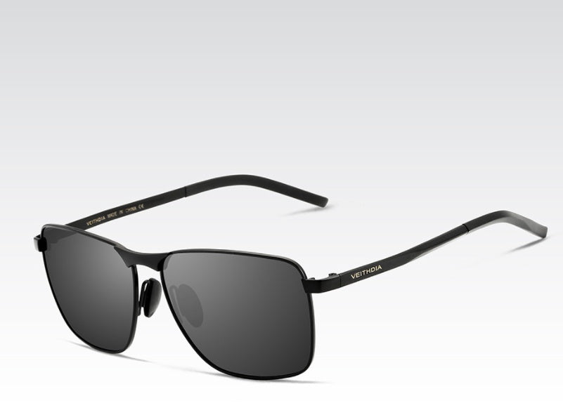 Sleek Metal Aviator Sunglasses