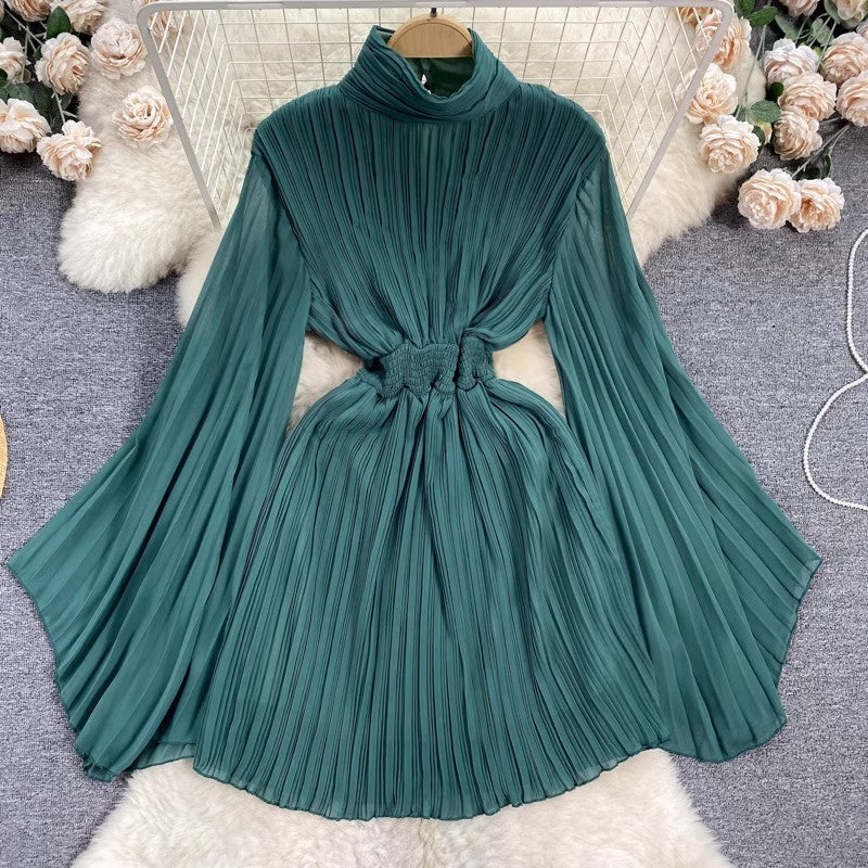 Elegant Pleated Long Sleeve Midi Dress with Cinched Waist