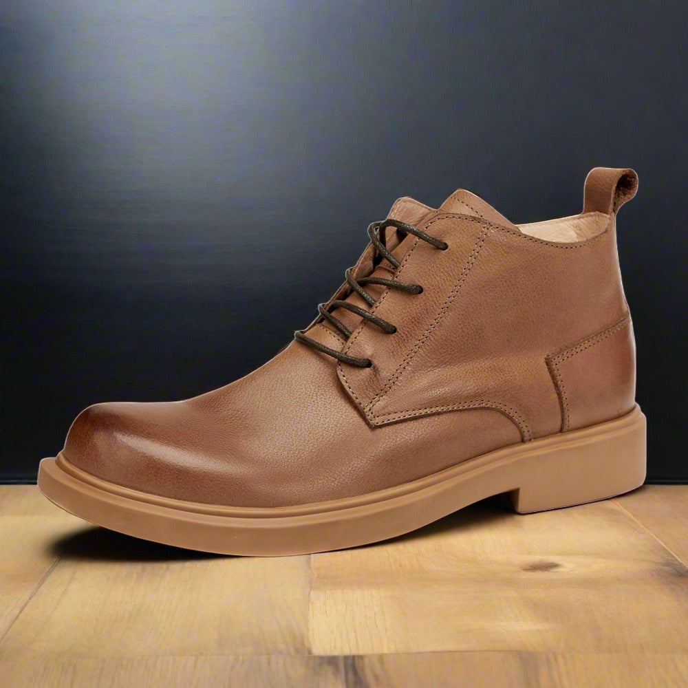 Stylish Leather Boots - Rugged Lace-Up Chukka Boots