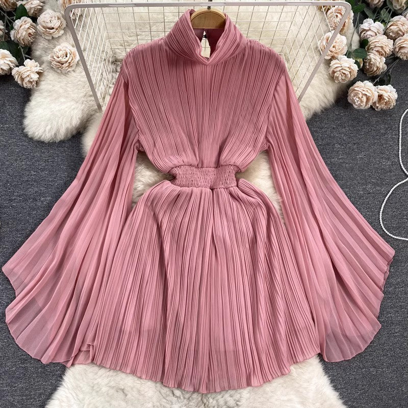 Elegant Pleated Long Sleeve Midi Dress with Cinched Waist