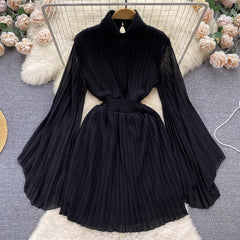 Elegant Pleated Long Sleeve Midi Dress with Cinched Waist