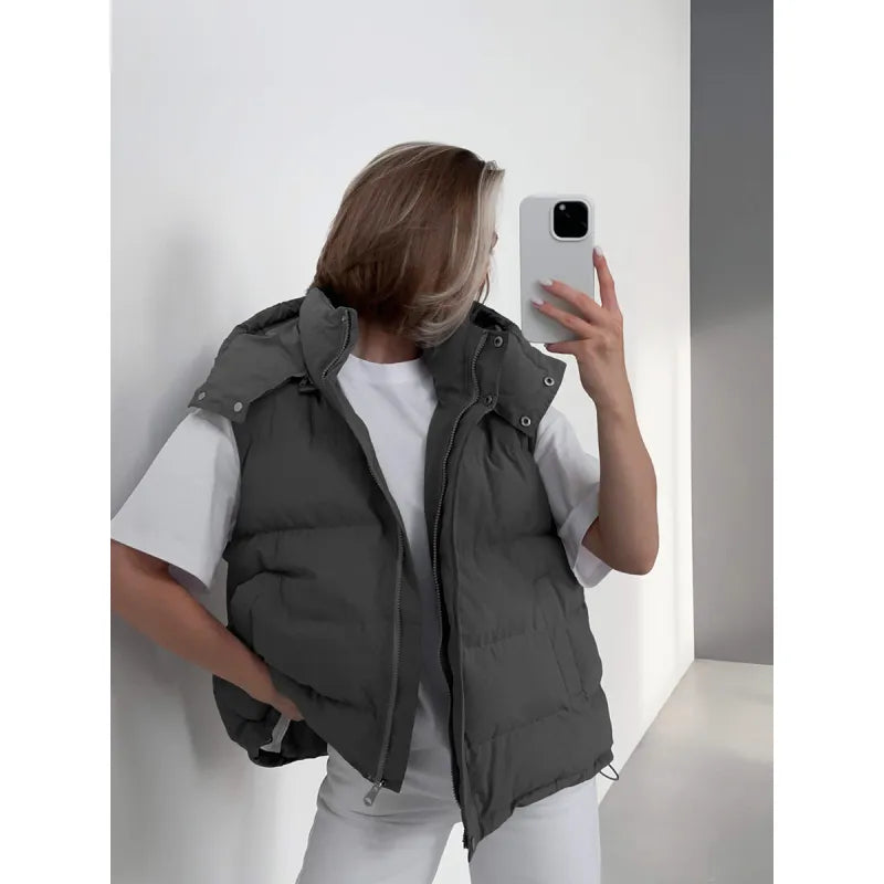 Women's Hooded Puffer Vest - Cozy & Stylish Winter Wear