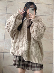 Women's Cable Knit Sweater - Cozy & Stylish